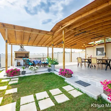 Country house κτήμα Mairy΄s House Flogita