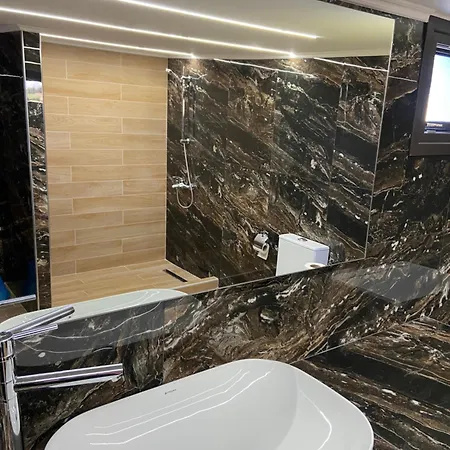κτήμα Mairy΄s House Flogita