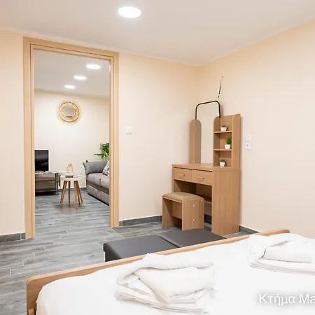 Country house κτήμα Mairy΄s House Flogita